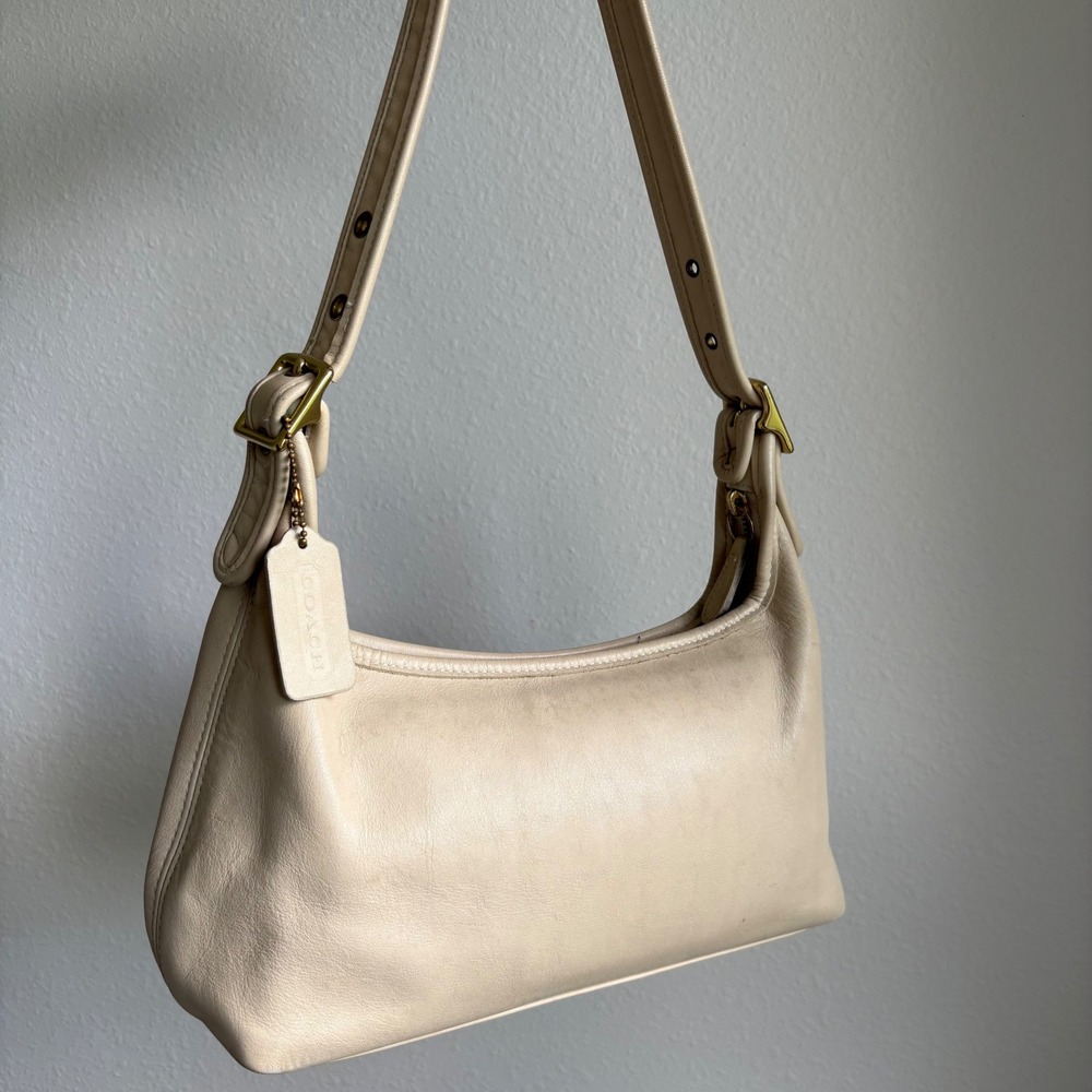 Vintage Coach Legacy Small Hobo bag (Style 9059) Ivory/Cream